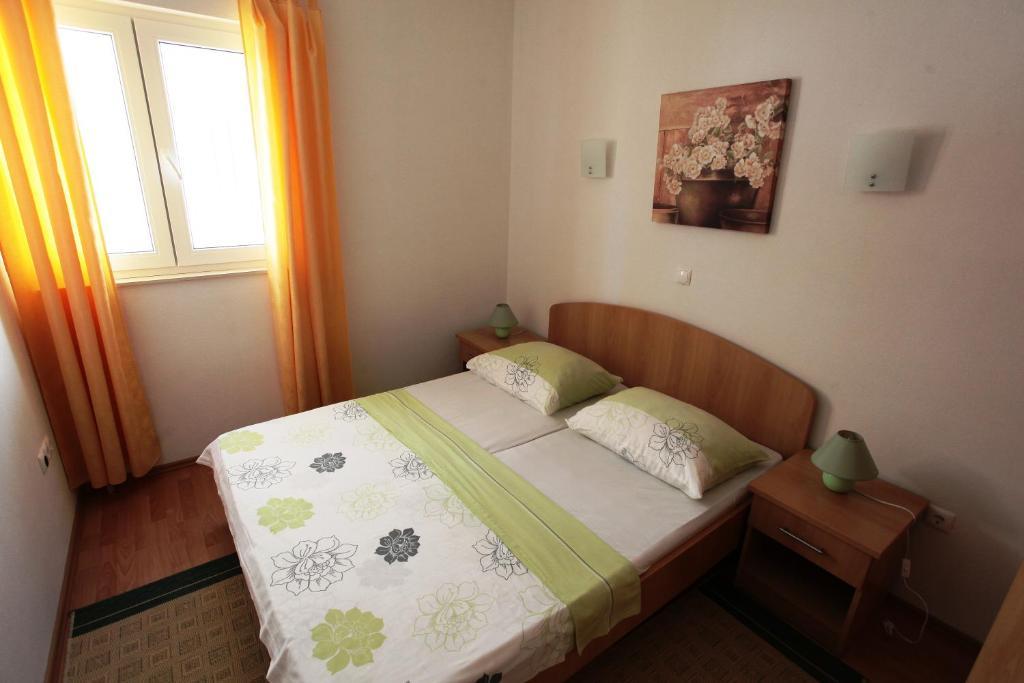 Apartments Akmadzic Makarska Exteriör bild